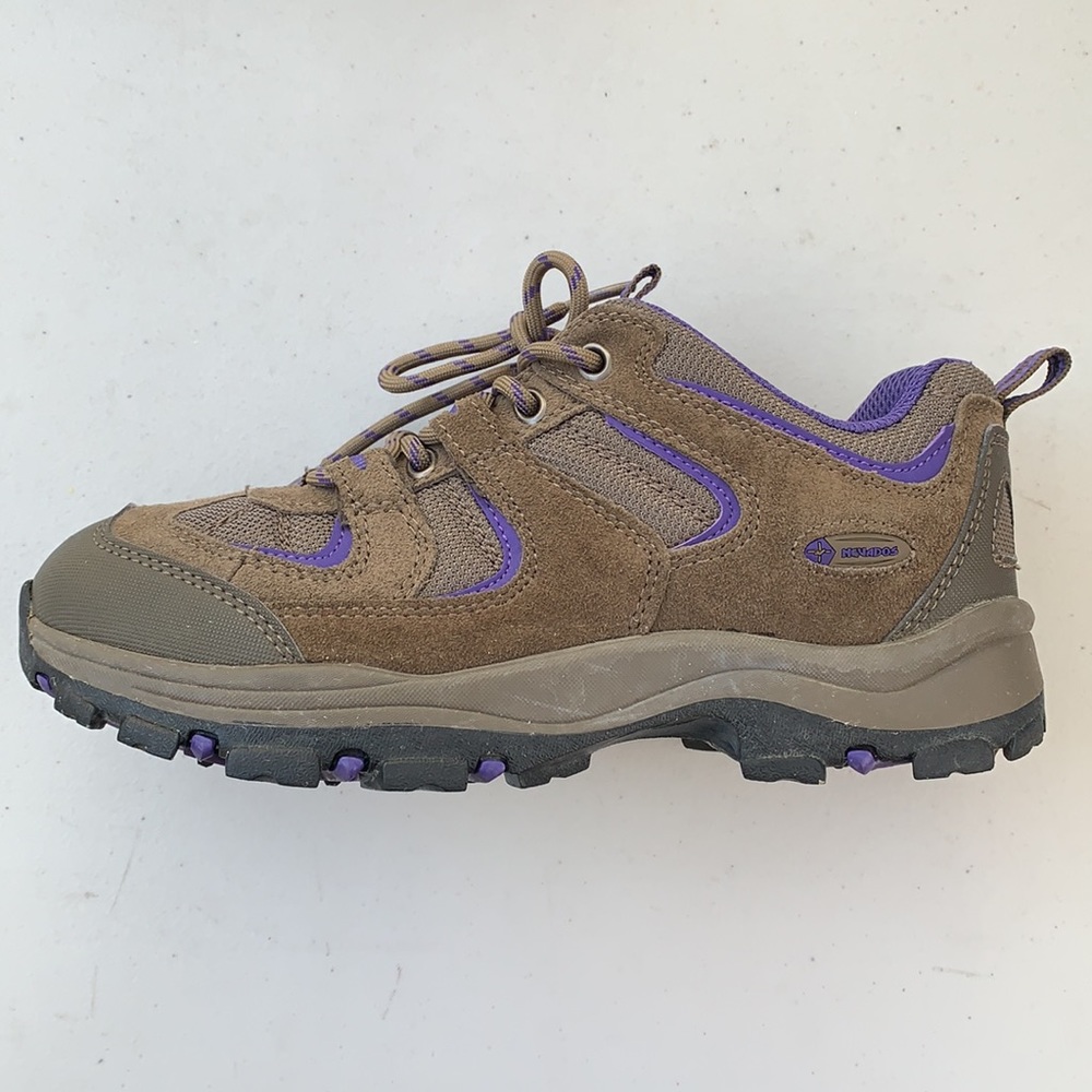 Nevados Boomerang II Hiking Shoes